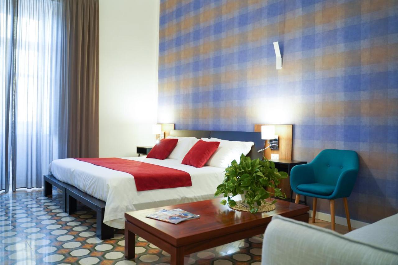 Hotel Cimarosa نابولي المظهر الخارجي الصورة